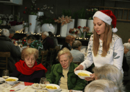 Top 5 waarvoor vrijwilligers zich inzetten met kerst.
