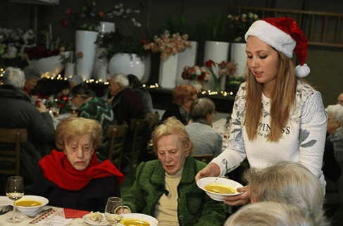 Top 6 wat vrijwilligers doen met kerst en Oud & nieuw.