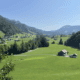 Wandelen in het Montafon. Een lange bergwandeling blijkt verrassend veel overeenkomsten te hebben met het boeien en binden van vrijwilligers.